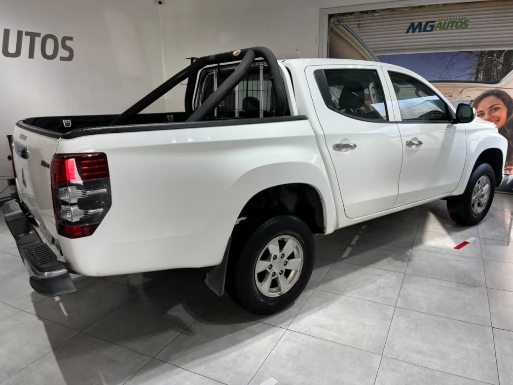 imagen 0 de vehiculo con id 2209